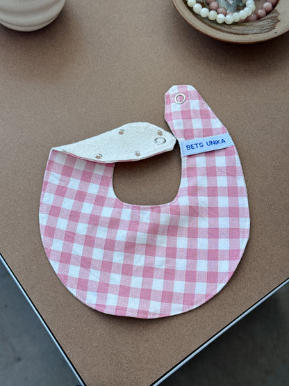 Bib / drool bib