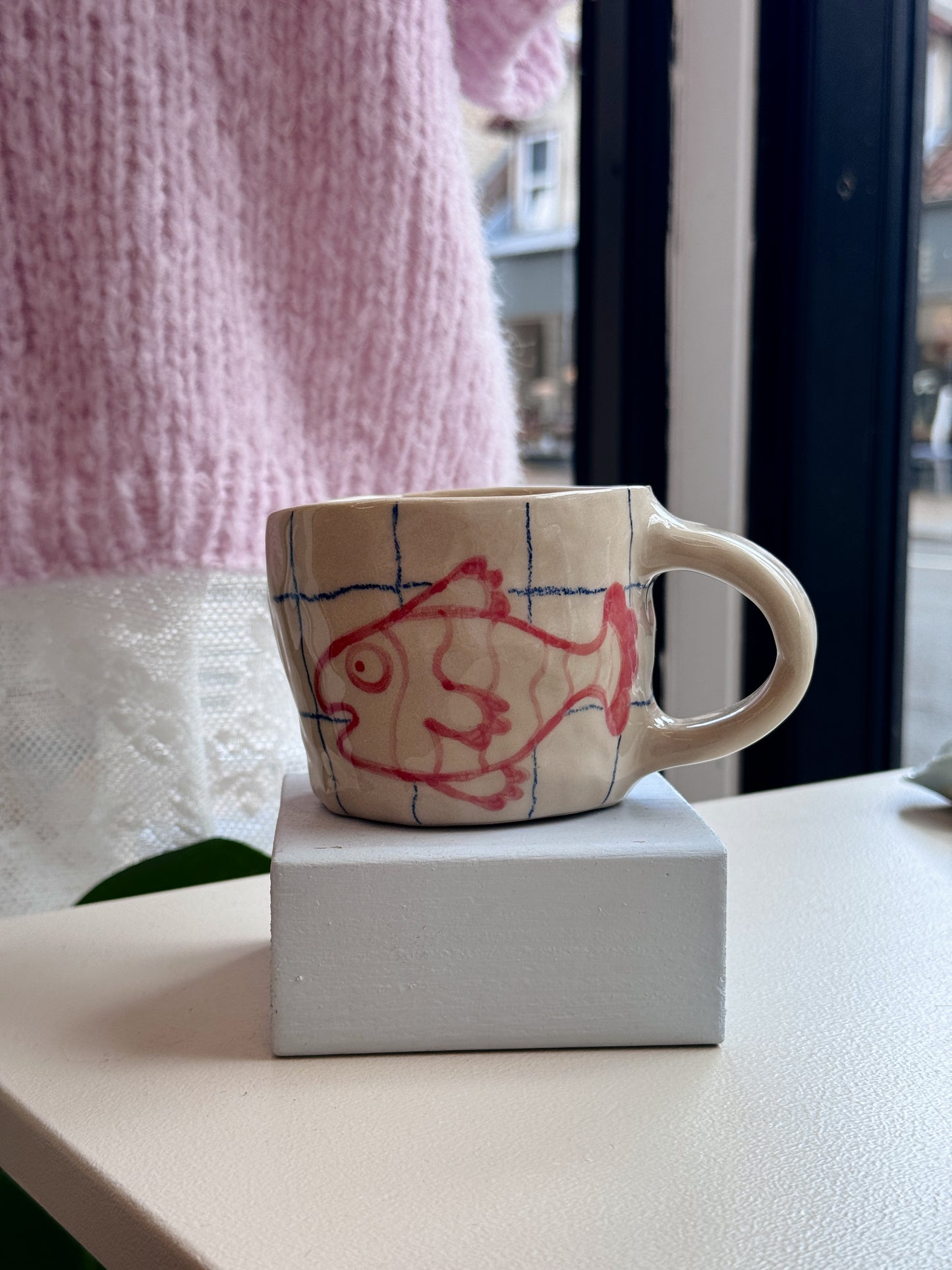 Cup with fish | With handle