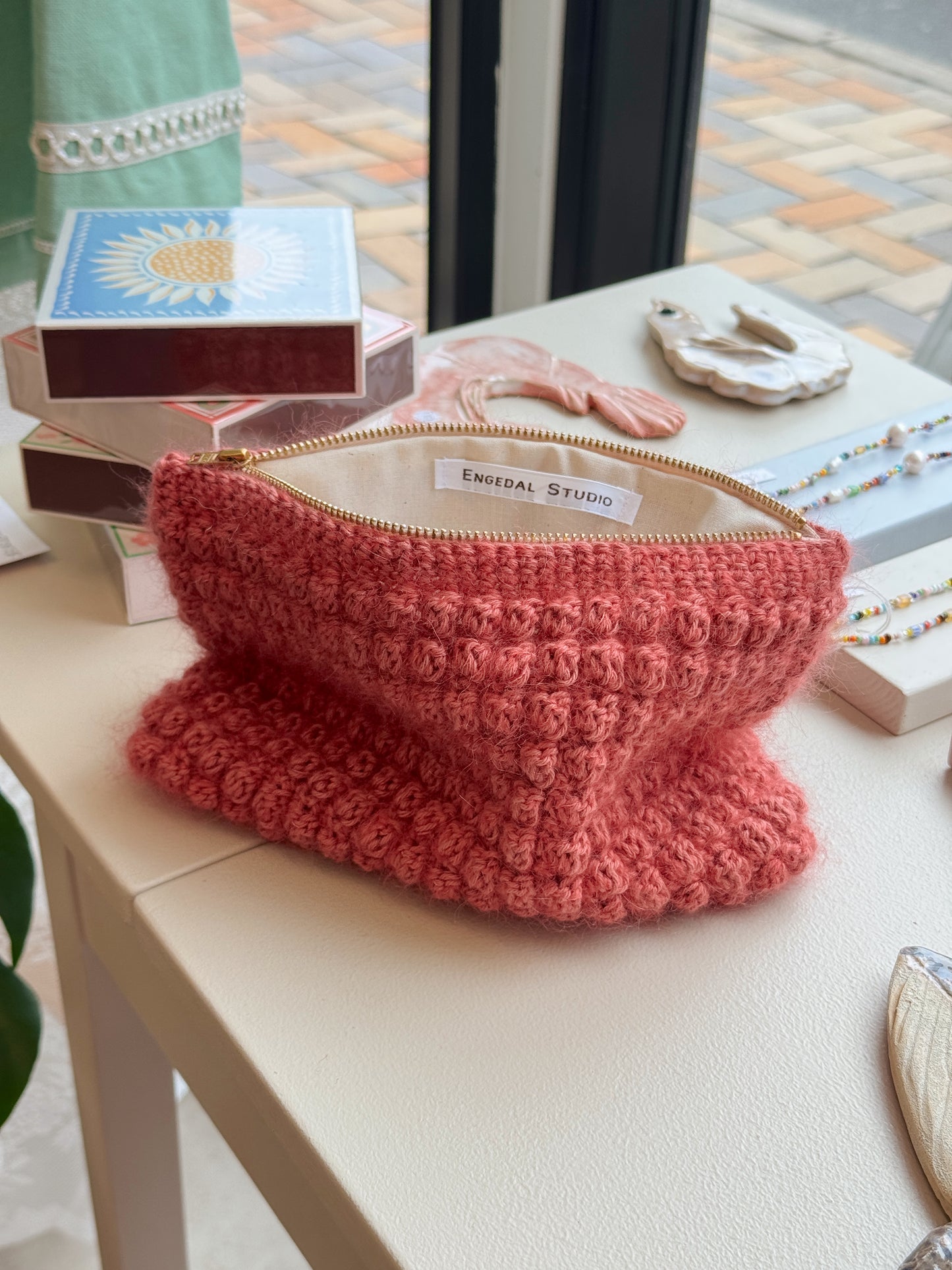 Bubble Clutch, standard | Pink