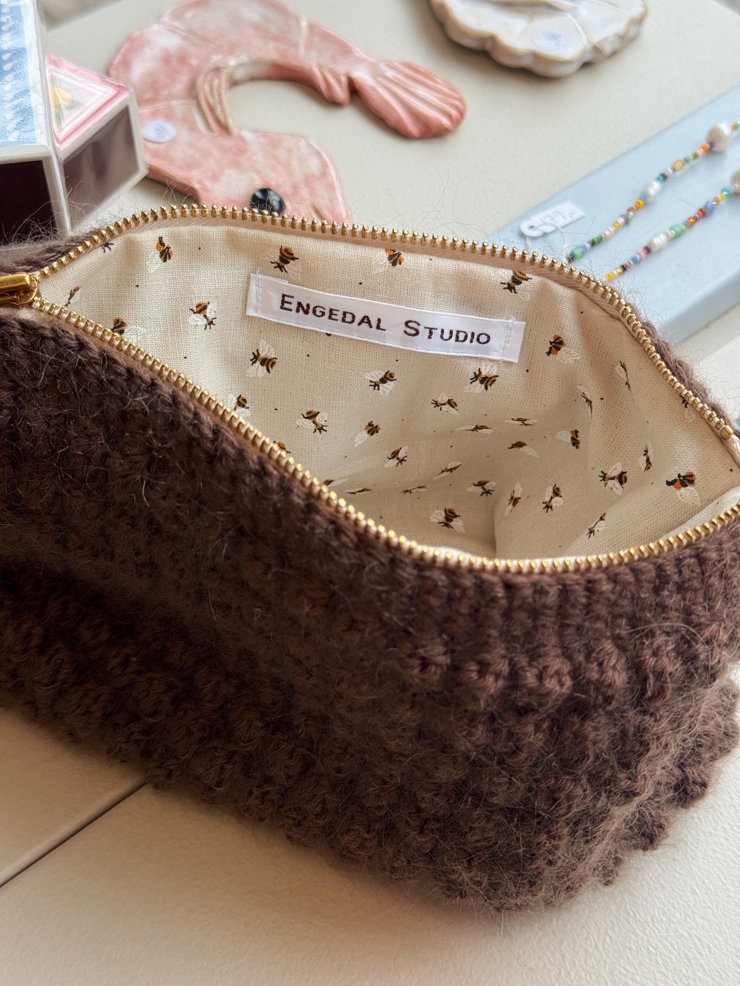 Bubble Clutch, standard | Mørk brun