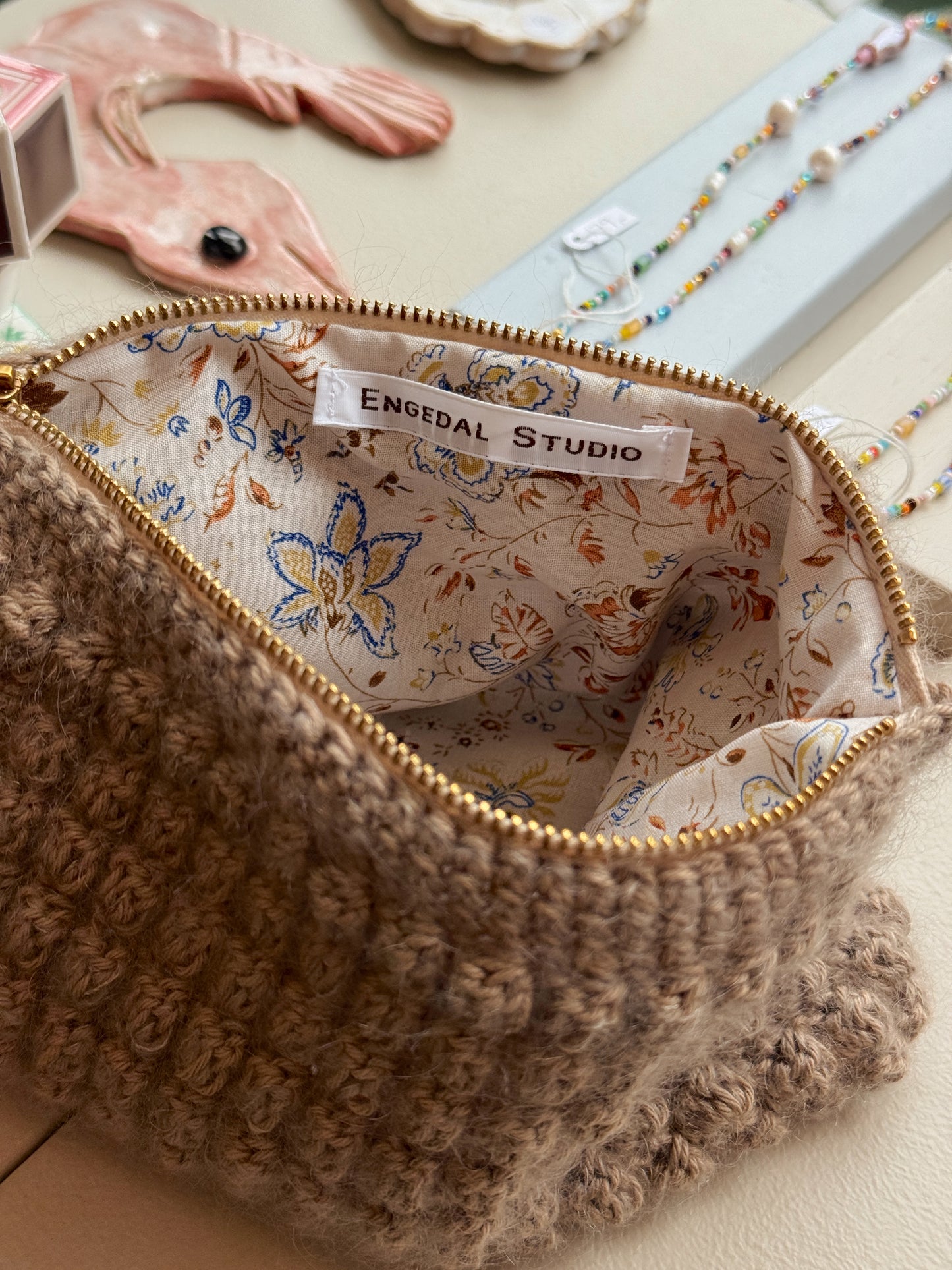 Bubble Clutch, standard | Lys brun